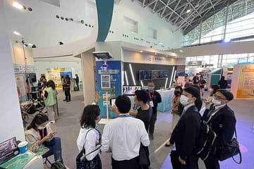 光時代團隊在高雄智慧城市展展出AR智慧節能桿，為推動智慧觀光